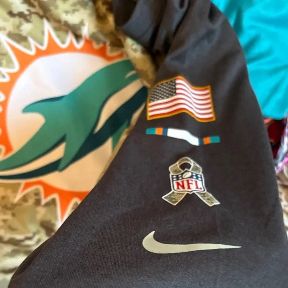 Nike Gray NFL Logo Shirt - Picture 2 of 3